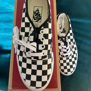 Brand New size 7 Checker Vans